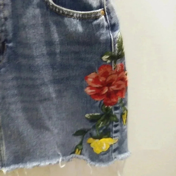 PacSun Blue Denim Floral Embroidered Skirt 26 - Picture 4 of 6